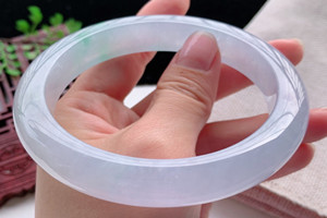 翡翠回收變現(xiàn)