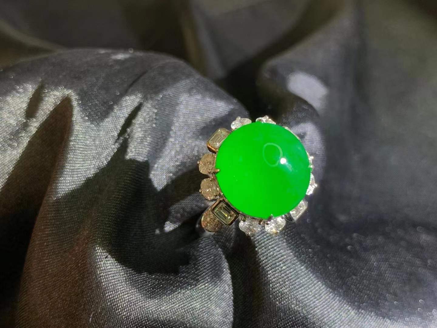 翡翠戒指 翡翠戒指