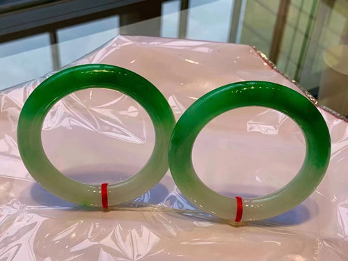 翡翠戒指回收 翡翠戒指回收